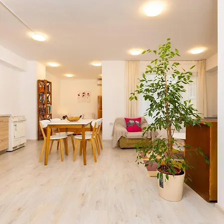 Peaceful In The Heart Of By Flat Manаger * Plovdiv